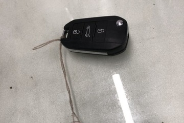 KLÍČEK OPEL GRANDLAND X (75) 9817859680 DIESEL 2022