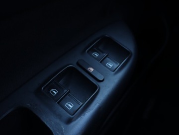 Skoda Octavia II Hatchback 1.9 TDI PD 105KM 2006 Skoda Octavia 1.9 TDI, Salon Polska, Klima, zdjęcie 13