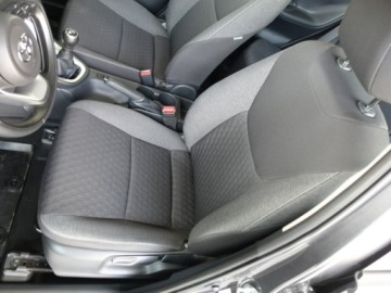 Toyota Yaris IV Hatchback 1.5 Dynamic Force 125KM 2022 Toyota Yaris 1.5 VVT-i/125KM/Salon Polska/ I Wł.w, zdjęcie 14