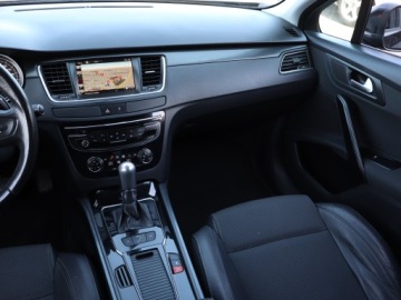 Peugeot 508 I 2015 Peugeot 508 1.6 BlueHDi, Automat, Skóra, Navi, zdjęcie 7