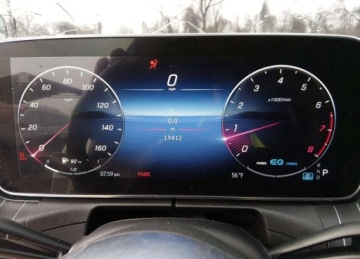 Mercedes Klasa C W206 Limuzyna 2.0 300 258KM 2022 Mercedes-Benz Klasa C MERCEDES-BENZ C 300 4MATIC 2.0 Benzyna 259KM, zdjęcie 10
