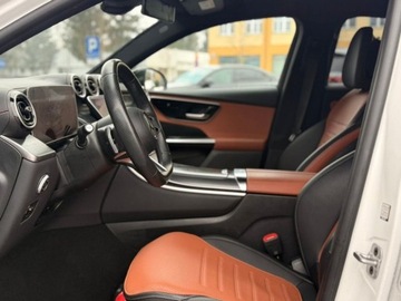 Mercedes GLC C254/X254 SUV 2.0 200 MHEV 204KM 2024 Mercedes-Benz GLC 4Matic Coupe rej 2025 AMG Line Night Digital Light salon, zdjęcie 10