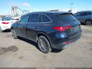 Mercedes GLC C254/X254 2024 Mercedes-Benz GLC 300 4Matic Suv 2024 2.0l 2.0 Benzyna 255KM, zdjęcie 3