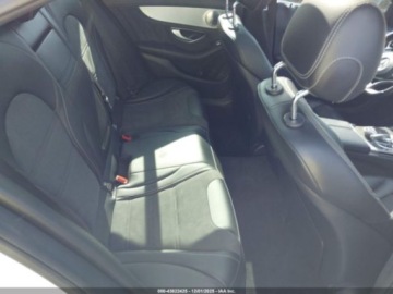 Mercedes Klasa C W205 2017 Mercedes-Benz Klasa C 63 AMG 2017 4.0 Benzyna 469KM, zdjęcie 12