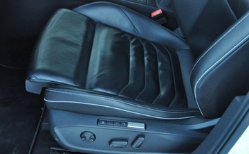 Volkswagen Arteon Fastback Facelifting 2.0 TSI 280KM 2021 Volkswagen Arteon WV ARTEON 2,0TSi 280km 4x4 DSG R-Line 122021R DACH ORYGI, zdjęcie 17