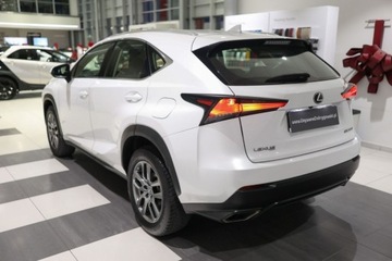 Lexus NX I SUV Facelifting 300 238KM 2018 Lexus NX 300 Elegance AWD 2.0 Benzyna 238KM, zdjęcie 2