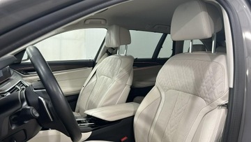 BMW Seria 5 G30-G31 Touring Facelifting 3.0 530d 286KM 2022 BMW 530 xDrive mHEV Luxury Line Kombi, zdjęcie 15