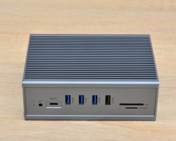 Док-станция HUB USB-C для 3 мониторов HDMI