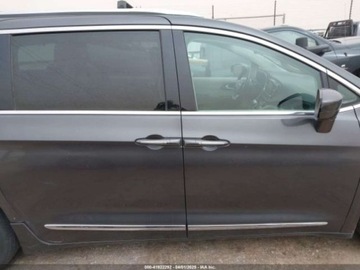 Chrysler Pacifica II 2018 Chrysler Pacifica 2018 Chrysler Pacifica Touring L FWD 3.6 Benzyna 293KM, zdjęcie 6