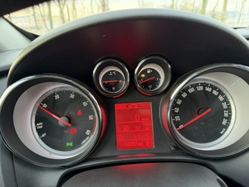 Opel Astra J GTC 2.0 CDTI ECOTEC 165KM 2013 Opel Astra GTC 2.0 CDTI 165 km Navi BiXenon Led, zdjęcie 31