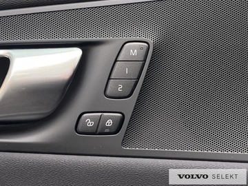 Volvo XC60 II 2023 Volvo XC 60 FV23% B4B Plus Dark LED Panorama Wenty, zdjęcie 32