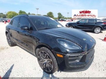 Porsche Macan 2024 Porsche Macan T, 2024r., 4x4, 2.0L 2.0 Benzyna 261KM