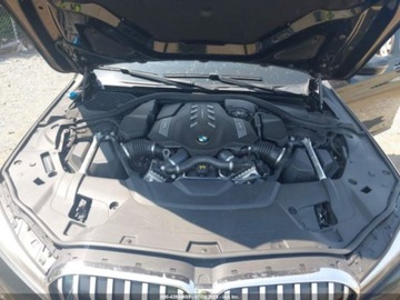 BMW Seria 7 G11-G12 2020 BMW Seria 7 750i xDrive 2020 4.4l 4.4 Benzyna 523KM, zdjęcie 8