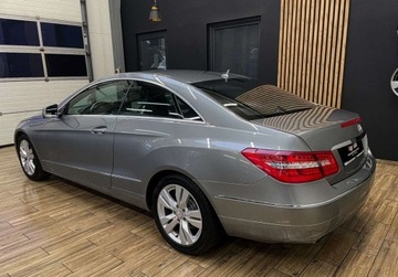 Mercedes Klasa E W212 Coupe 250 CGI BlueEFFICIENCY 204KM 2010 Mercedes-Benz Klasa E E250 NAVI AUTOMAT 204KM zarejestrowany 1.8, zdjęcie 9