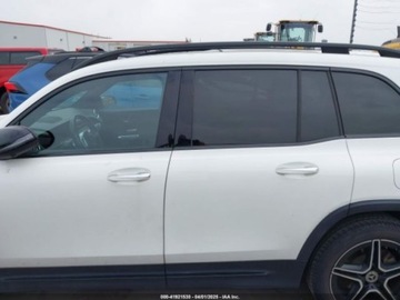 Mercedes GLB 2021 Mercedes-Benz GLB 250 4Matic 2021 2.0l 2.0 Benzyna 221KM, zdjęcie 2