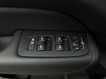 Volvo XC60 II 2025 Volvo XC 60 XC60 B5 B AWD Plus Dark , Pakiet clima, zdjęcie 26
