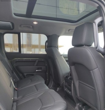 Land Rover Defender IV (L663) 90 3.0D R6 200KM 2025 Land Rover Defender Land Rover DEFENDER 110 3.0D I6 200PS AWD AUTO S 110 3, zdjęcie 19