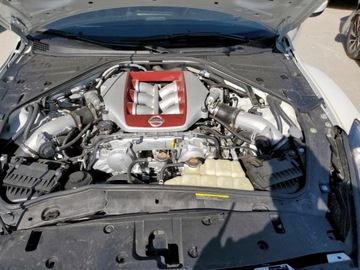 Nissan GT-R 2017 Nissan GT-R Premium 2017 3.8 Benzyna 565KM, zdjęcie 6