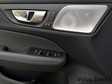 Volvo V60 II  Kombi Facelifting 2.0 B4 B 197KM 2025 Volvo V60 V60 B4B Ultra Dark Bowers&amp;Wilkins Panora, zdjęcie 25