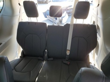 Chrysler Pacifica II 2022 Chrysler Pacifica Touring L 2022 3.6l 3.6 Benzyna 287KM, zdjęcie 10
