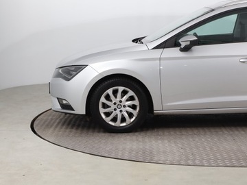 Seat Leon III ST 1.6 TDI CR 105KM 2015 Seat Leon 1.6 TDI, Salon Polska, Serwis ASO, zdjęcie 14