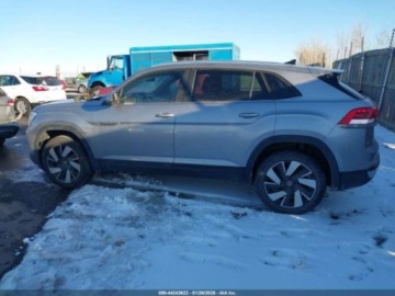 Volkswagen 2024 Volkswagen Atlas 2024 Volkswagen Atlas Cross Sport 2.0T SE 2.0 Benzyna, zdjęcie 2
