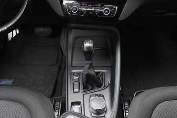 BMW X1 F48 Crossover xDrive20i 192KM 2017 BMW X1 xDrive20i, 4X4, Automat, Navi, Klima, zdjęcie 12