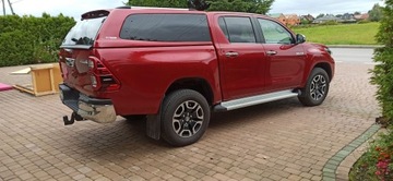 Кузов с жесткой крышей - Toyota REVO Варшава