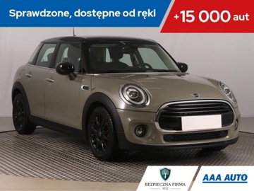 Mini Mini F56 Hatchback 3d Facelifting Cooper 1.5 136KM 2019 MINI 5-door Cooper, Salon Polska, 1. Właściciel