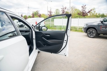 Toyota Corolla XII TS Kombi Facelifting 1.8 Hybrid 140KM 2023 Toyota Corolla 1.8 Hybrid Comfort Seria E21 (2019-, zdjęcie 19