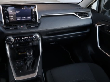 Toyota RAV4 V SUV 2.5 Hybrid Dynamic Force 218KM 2020 Toyota RAV 4 2.5 Hybrid, Salon Polska, zdjęcie 6