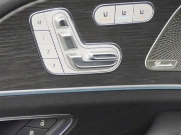 Mercedes GLE V167 SUV Facelifting 2.0 300d 269KM 2025 GLE Coupe 300 d 4-Matic AMG Line 2.0 (269KM) 2026, zdjęcie 17