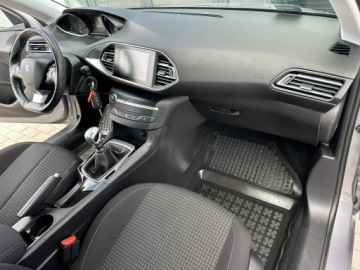 Peugeot 308 II Hatchback Facelifting 1.2 PureTech 130KM 2018 Peugeot 308 I-ręka, Navi, Climatronic, Tempomat, zdjęcie 12