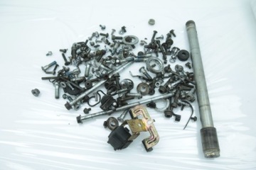 SUZUKI GSX-R GSXR 600 SRAD 96-00 БОЛТЫ ВИНТЫ