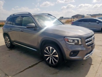 Mercedes GLB 2021 Mercedes-Benz GLB 250 2021 2.0l 2.0 Benzyna 221KM, zdjęcie 4