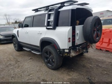 Land Rover Defender IV (L663) 2023 Land Rover Defender 110s, 2023r., 4x4, 2.0L 2.0 Benzyna 296KM, zdjęcie 2