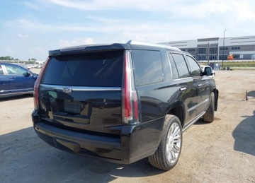 Cadillac Escalade III 2018 Cadillac Escalade 2018r., Platinum, 6.2L, od ubezpieczalni 6.2 Benzyna, zdjęcie 3