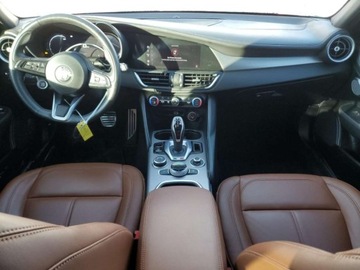 Alfa Romeo Giulia II 2024 Alfa Romeo Giulia 2024 Alfa Romeo Giulia Ti RWD 2.0 Benzyna 280KM, zdjęcie 8