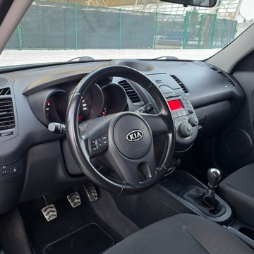 Kia Soul I Crossover 1.6 CRDI VGT 128KM 2009 Kia Soul I 1.6 CRDI Attract, zdjęcie 27
