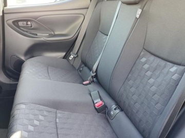 Toyota Yaris IV Hatchback Facelifting 1.5 Hybrid Dynamic Force 116KM 2025 Comfort 1.5 Hybrid 116KM | Tempomat adaptacyjny!, zdjęcie 13