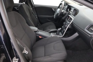 Volvo V40 II Hatchback Facelifting 1.5 T3 152KM 2016 Volvo V40 Cross Country 1.5 T3, Salon Polska, zdjęcie 8