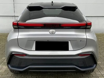 Toyota C-HR II SUV 1.8 Hybrid 140KM 2025 Od ręki - Executive 1.8 Hybrid 140KM | Podgrzewane fotele!, zdjęcie 3