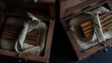 Деревянная коробка, флешка USB 3.0 64 ГБ