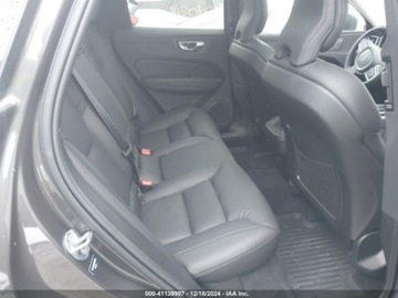 Volvo XC60 II 2022 Volvo XC 60 B5 Momentum 2022 2.0l 2.0 Benzyna 247KM, zdjęcie 12