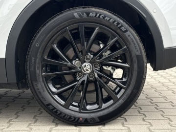 Toyota C-HR II SUV Plug-In 2.0 Hybrid Dynamic Force Plug-in  223KM 2024 Toyota C-HR 2.0 PHEV Dynamic Force GR Sport 2.0 PH, zdjęcie 13