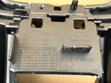 SKODA SUPERB III GRILL ATRAPA PRZÓD PRZEDNI
