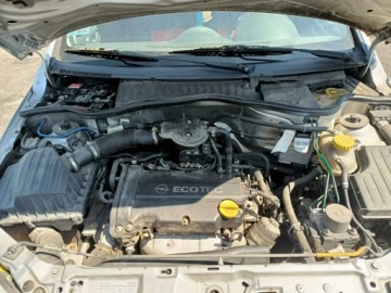 Opel Corsa C 1.2 ECOTEC 75KM 2004 Opel Corsa 1.2 04r, zdjęcie 7