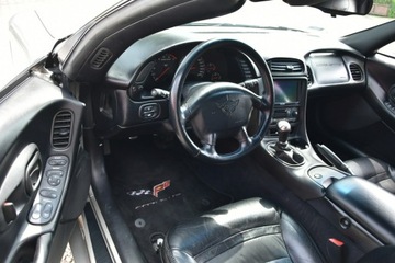 Chevrolet Corvette C5 Coupe 5.7 i V8 16V 355KM 1999 Chevrolet Corvette Coupe Targa 5.7 V8 355KM 1999r., zdjęcie 11