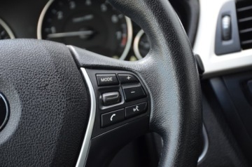 BMW Seria 3 F30-F31-F34 Gran Turismo 2.0 320i 184KM 2014 SUPER OPŁACO 320i GT SERWIS BI-XENON NAVI SKÓRA KUBEŁKI EL.KLAPA GRZ.FOTELE, zdjęcie 31