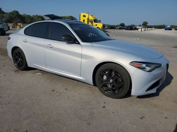 Alfa Romeo Giulia II Sedan Facelifting 2.0 Turbo 280KM 2021 Alfa Romeo Giulia Sport 2021 2.0l 2.0 Benzyna 280KM, zdjęcie 4